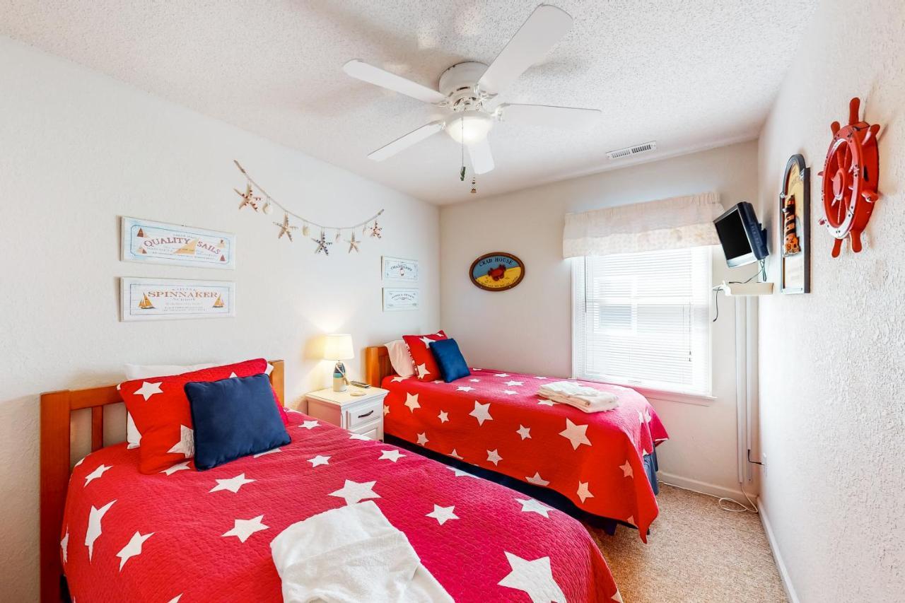 Gizmo'S Getaway Villa Nags Head Bagian luar foto
